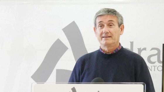 Proponen la Medalla de Adra para Semillero Los Crespos y la Torre de Adra para Bar Coines