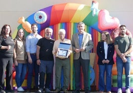 Adra homenajea la trayectoria de Francisco González en la celebración del Día de la Pesca