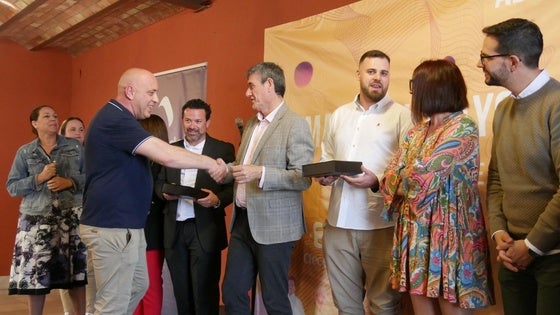 Adra reconoce la labor de auxiliares del Servicio a Domicio en una merienda especial