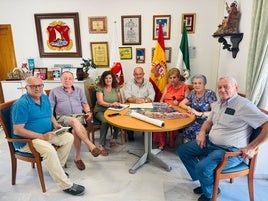 El equipo de Gobierno de Dalías se reúne con la Asociación de Mayores Santa María de Ambrox de cara a las fiestas
