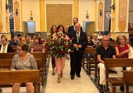 Ofrenda floral en Celín.