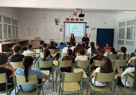 'Educar a mi hijo en inteligencia emocional', próximo coloquio de la Escuela de Familia de Adra