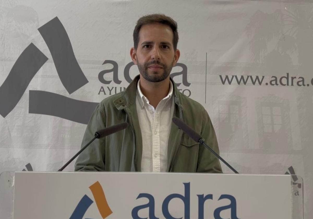 Adra restablece el suministro de agua y levanta las restricciones gracias a un nuevo convenio con regantes
