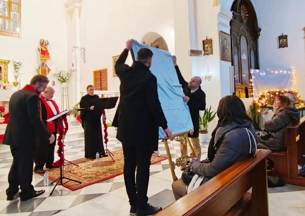 Imagen secundaria 1 - Fondón presenta el nuevo retablo para su iglesia, Bien de Interés Cultural