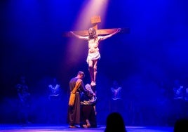 Pasión de Cristo en el Auditorio 'Ciudad de Adra'.