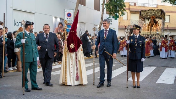 Nuestro Padre Jesús en su Prendimiento procesiona las calles de Adra