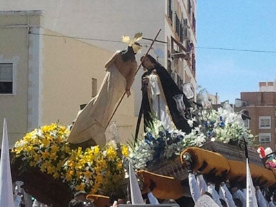 Procesiones del domingo de resurrección en Adra