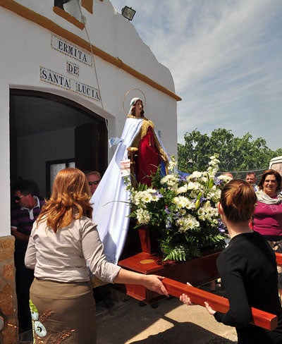 La barriada abderitana de El Trebolar celebra durante el sábado y el domingo sus fiestas patronales en honor a Santa Lucía