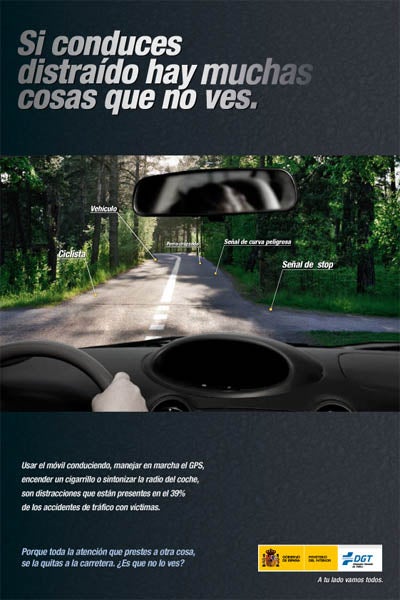 Las distracciones son la causa de cuatro de cada diez accidentes de tráfico