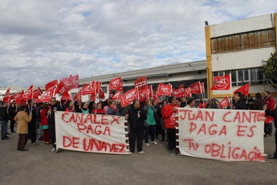 Los trabajadores de Canalex inician una huelga indefinida ante el impago de sus nóminas