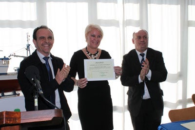 La Junta de Andalucía entrega en Adra el reconocimiento oficial como Centro Comercial Abierto de Adra