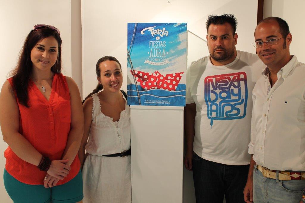 Una joven abderitana gana el concurso de carteles de feria por cuarta vez