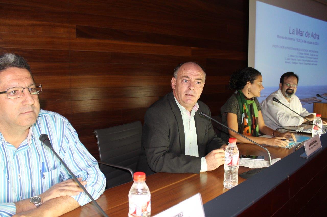 Mesa redonda en Almería sobre el pasado industrial de Adra