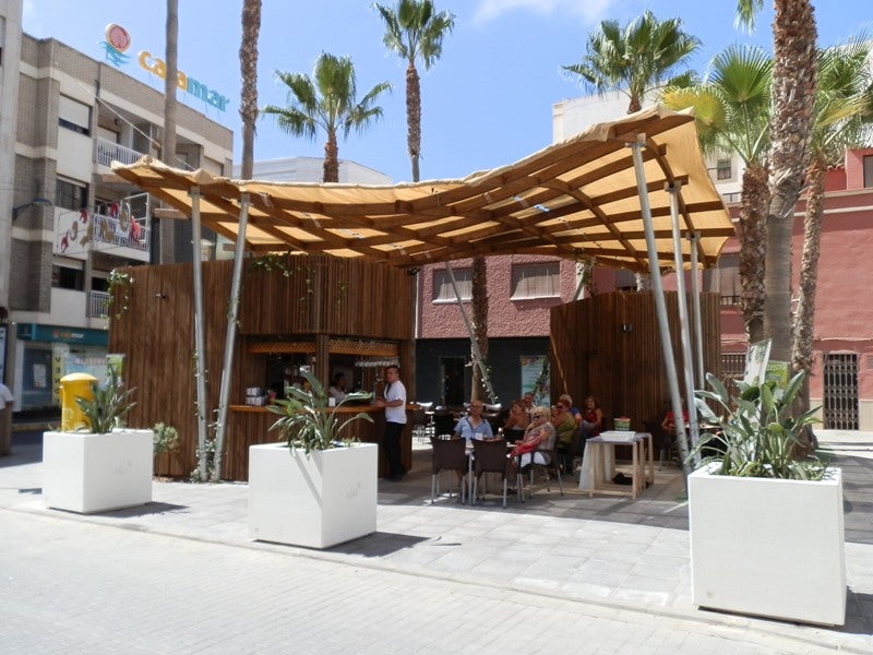 Una revista de arquitectura se hace eco del último quiosco construido en Adra