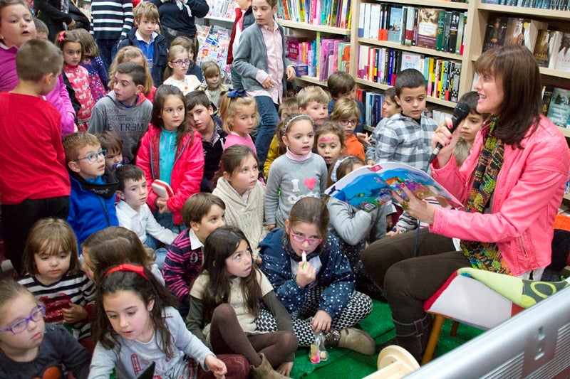 El papel y el libro electrónico sellan la paz