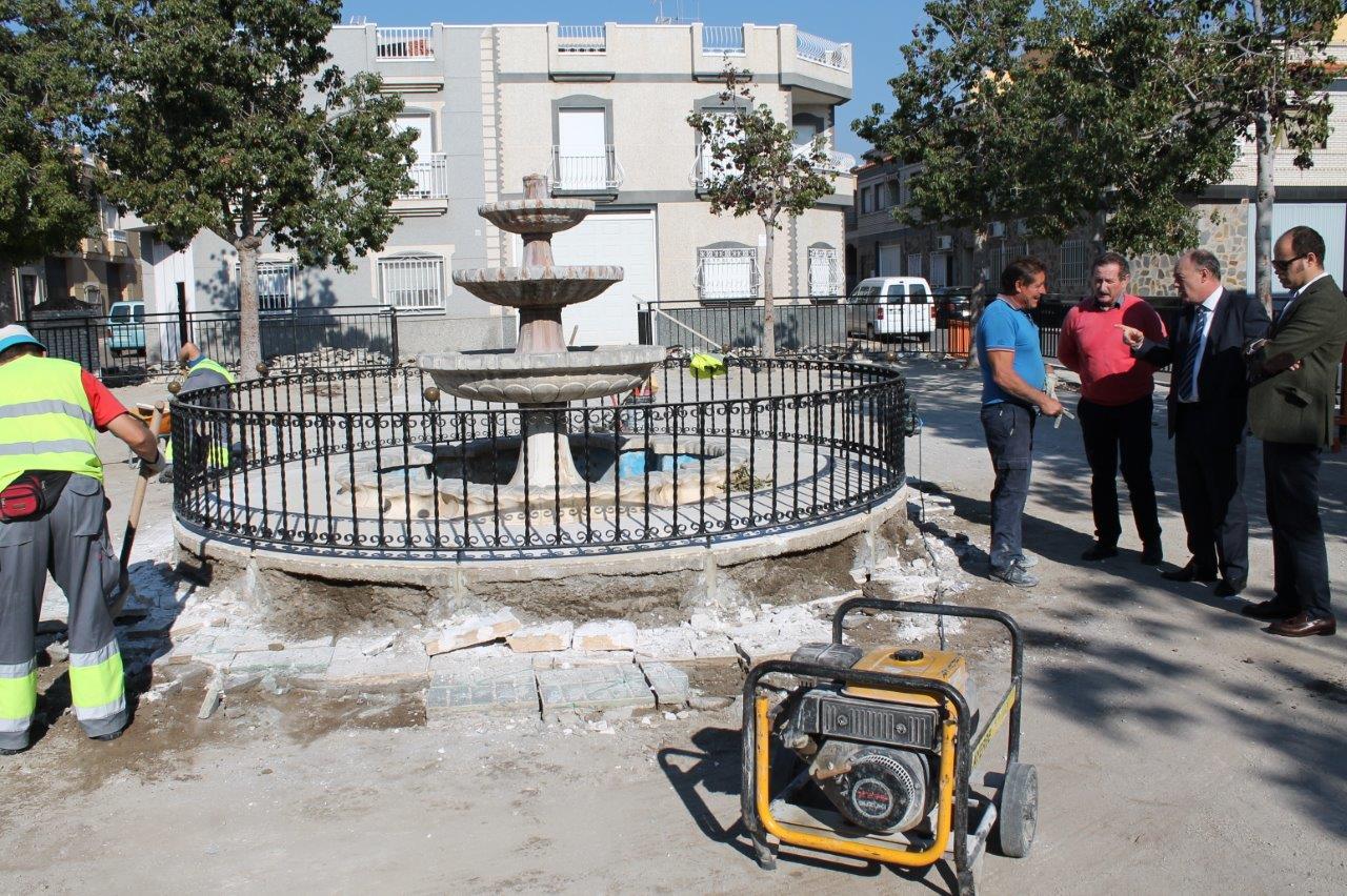 El Ayuntamiento de Adra asume la mejora de la plaza Andalucía de La Curva