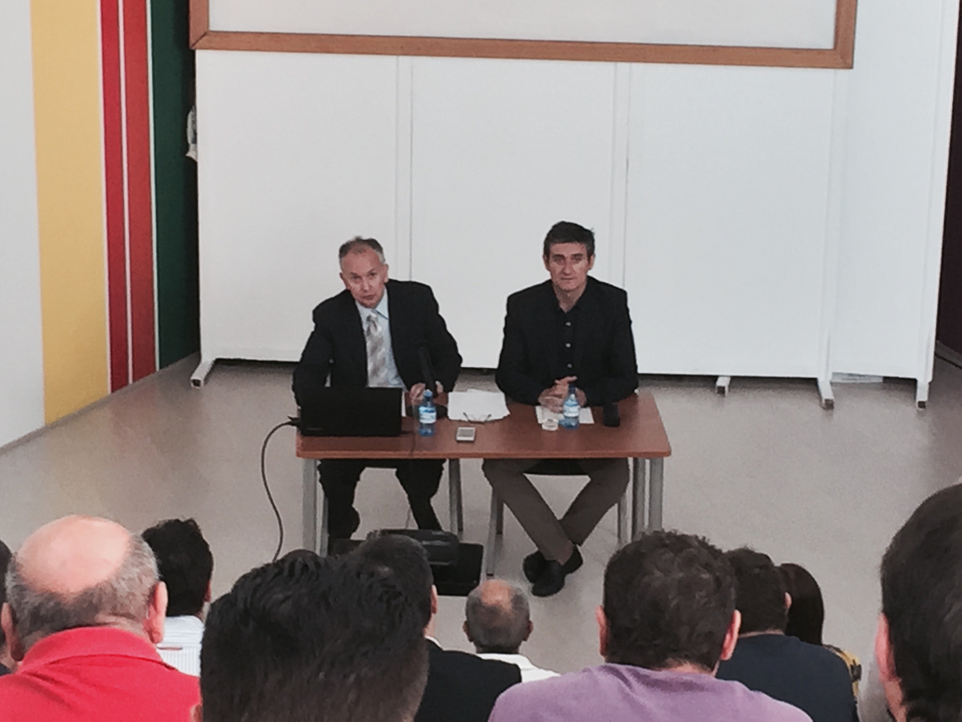 El Centro de Interpretación Ortiz de Villajos acoge una charla de Luis Columna