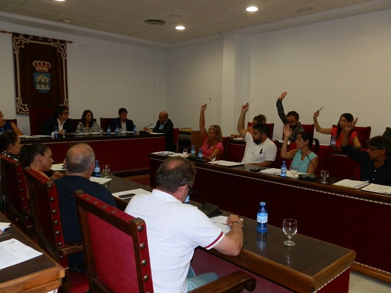 Una oposición mayoritaria congela el IBI en Adra