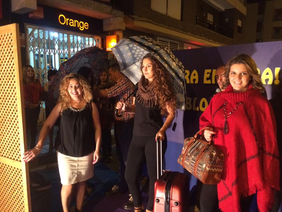 Una lección de estilo, moda y elegancia en Adra