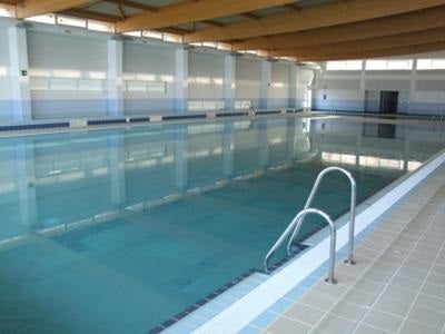 Hacienda dice que la revisión de tarifas que pide Plataforma «pone en peligro» la Piscina