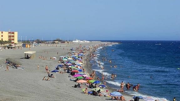 La playa del Censo se queda sin Bandera Azul