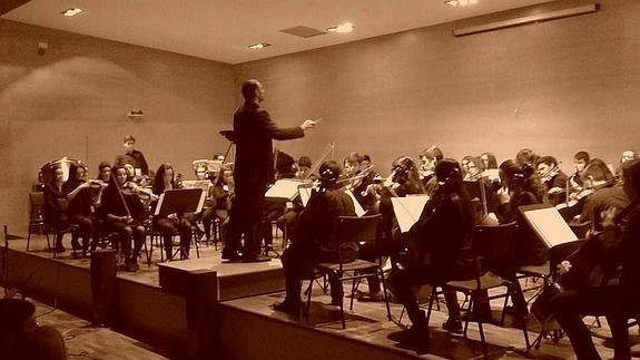 La Orquesta Sinfónica de El Ejido actúa en Berja