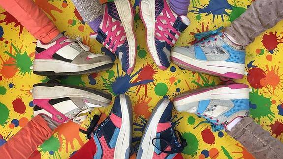 Un colegio de Adra 'declara la guerra' a las zapatillas con ruedas