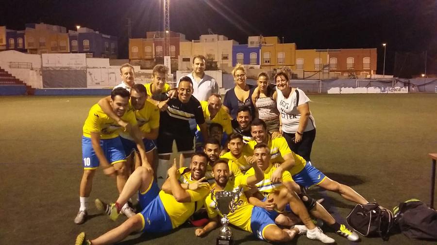 Pub Bahía, campeón