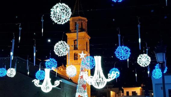 Fondón presume de una iluminación navideña extraordinaria y gratuita