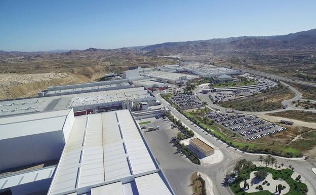 Grupo Cosentino facturó 984,5 millones el año pasado