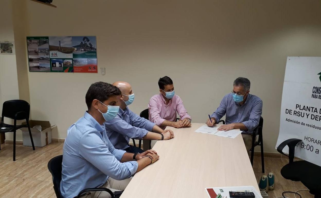 El Consorcio Almanzora Levante recepciona las obras del nuevo vaso del vertedero en Albox