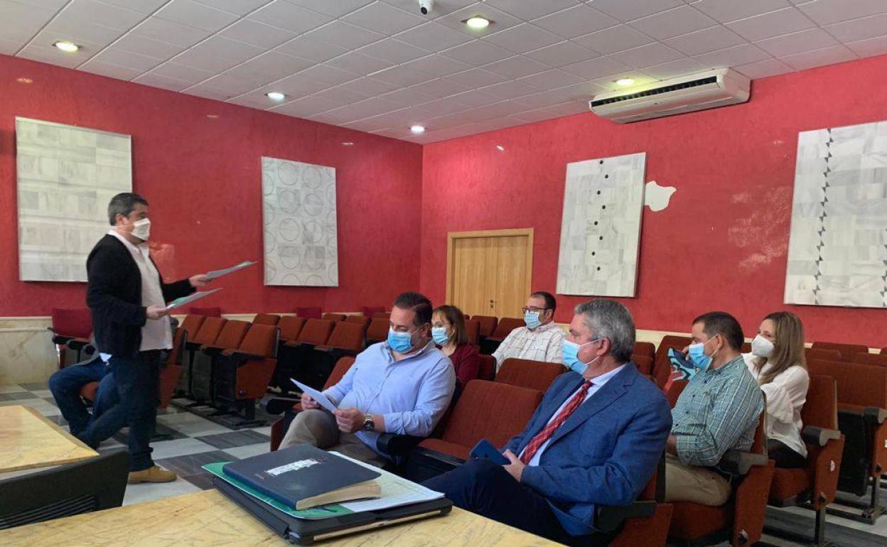 Juan de la Cruz presenta a Macael y Olula del Río la Red Local de Acción en Salud de Andalucía