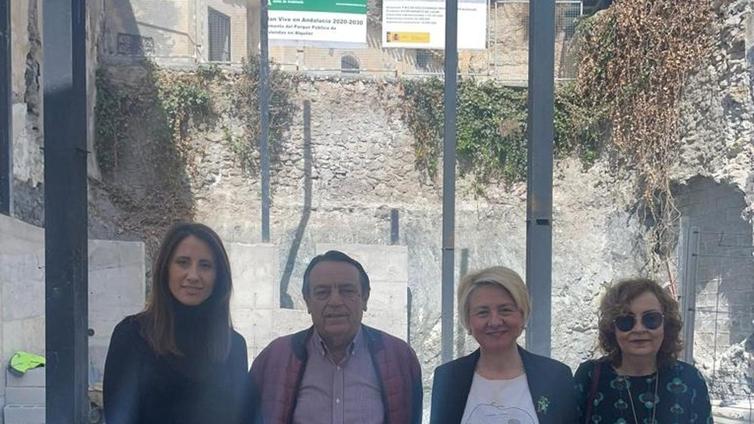 La Junta valora la construcción de dos viviendas de alquiler en Lúcar