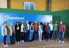 Presentación de la candidatura del PP de Somontín, en el frontón municipal.
