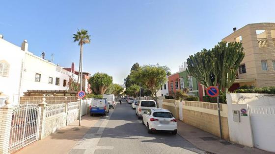 Muere un hombre en el incendio de una vivienda en Olula del Río