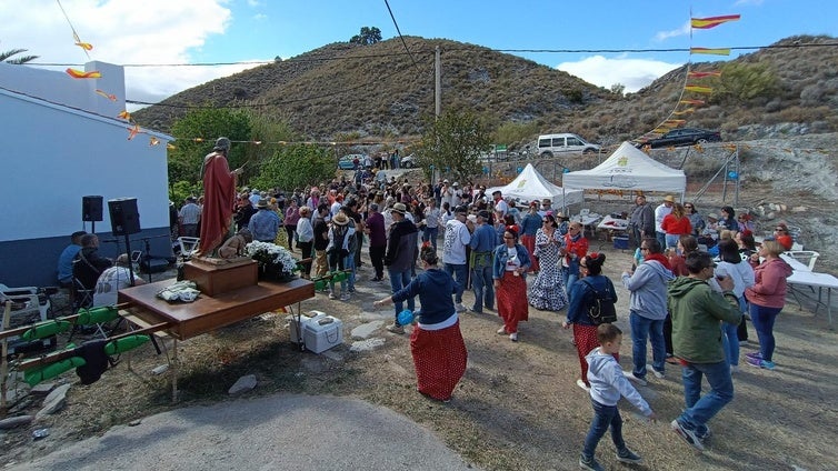 La primera romería de San Marcos en Purchena llena de personas la pedanía de Gevas