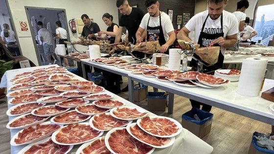 El jamón vuelve a reinar en Serón