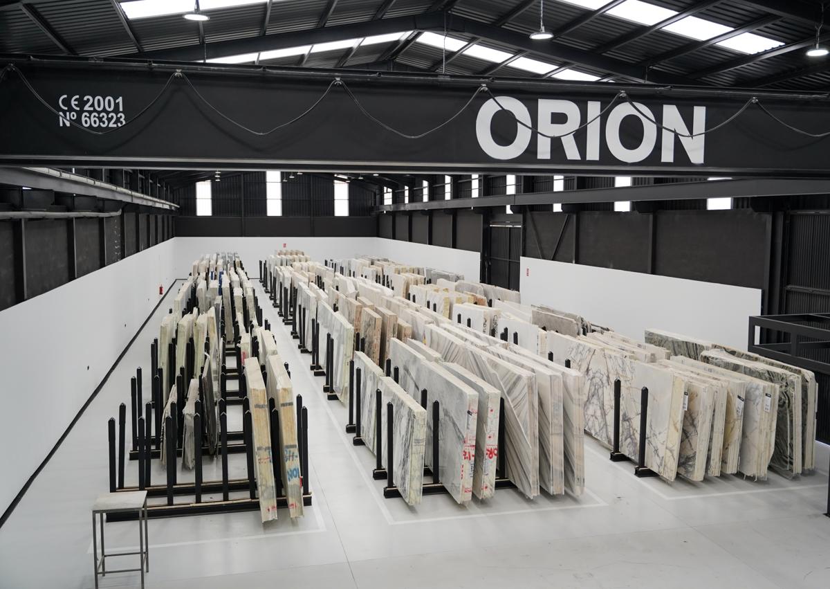 Imagen secundaria 1 - Orion Stone Group exporta productos de piedra natural desde Macael a tres continentes