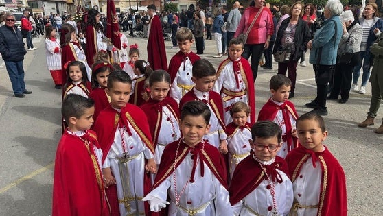 Los peques de la casa toman el relevo de la Semana Santa