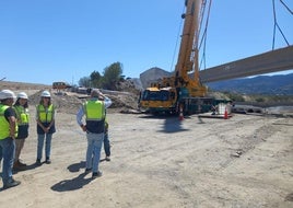 Obras en la vía afectada por la DANA entre Serón y Armuña de Almanzora.