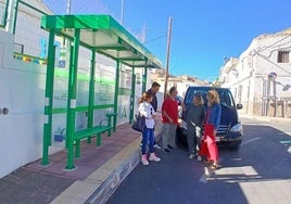 Marquesina del servicio.