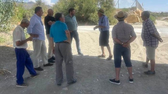 El PSOE denuncia el estado «crítico» del Almanzora en Olula y exige una intervención de urgencia