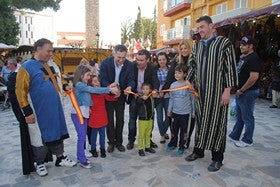 Gran asistencia al Mercado Medieval de la Plaza de la Paloma en Olula del Río