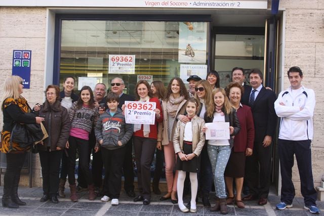 A Tíjola le sonríe de nuevo la Suerte con el número 69.362