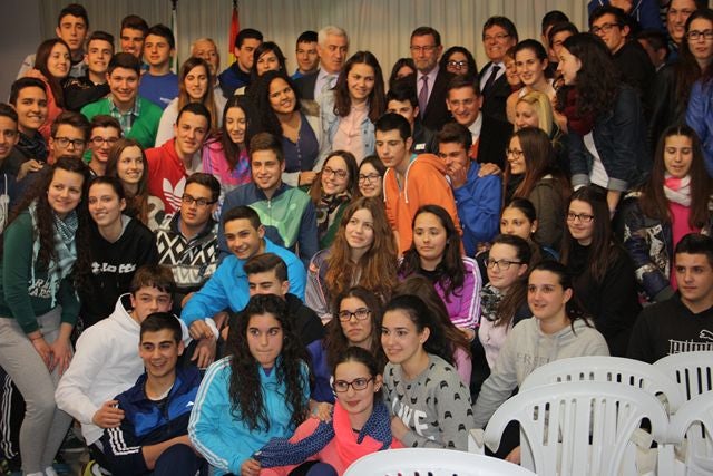 El Parlamento andaluz devuelve la visita a Albox
