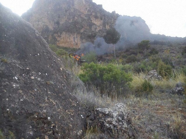 Muere una mujer al estrellarse una avioneta contraincendios en Serón