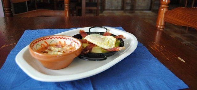 ‘La Alconaiza’ del bar 'La Cochera' gana el concurso ‘De Tapas por Serón’ ‘
