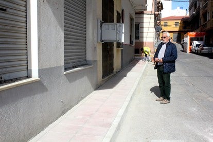 Más de medio kilómetro de nuevas aceras en calles del barrio de La Loma