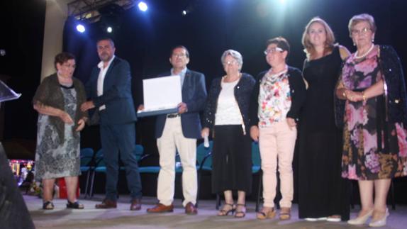"Serón es un pueblo con historia, un pueblo con tradiciones, un pueblo con arraigo, con múltiples y profundas raíces"
