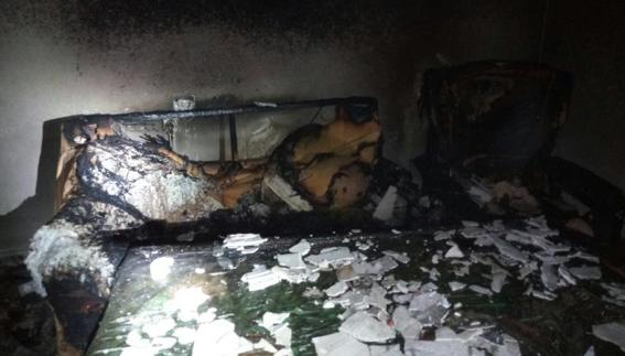 Salvan a una madre y sus dos hijos pequeños de su casa en llamas en Tíjola